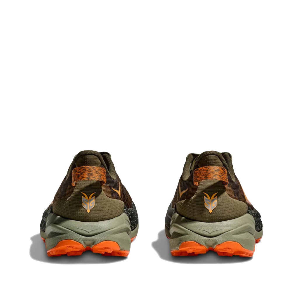Back view of Hoka Speedgoat 6 Sneaker for men.