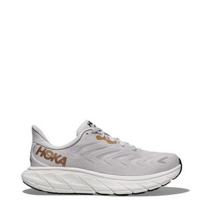 Hoka Women's Arahi 6 Sneaker in Nimbus Cloud/Rose Gold