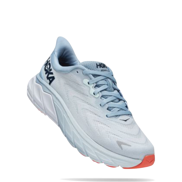 Hoka Women's Arahi 6 Sneaker in Plein Air/Blue Fog