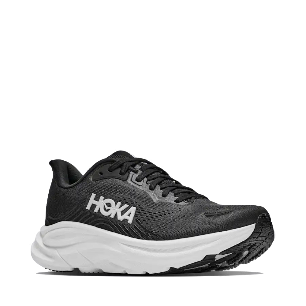 Mudguard and Toe view of Hoka Clifton 11 Sneaker for women.