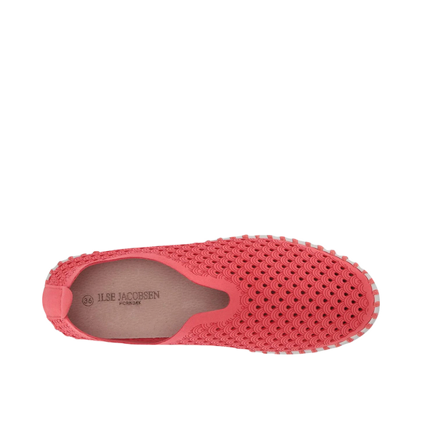 Ilse Jacobsen Women's Tulip 139 Perfed Slip On (Raspberry)