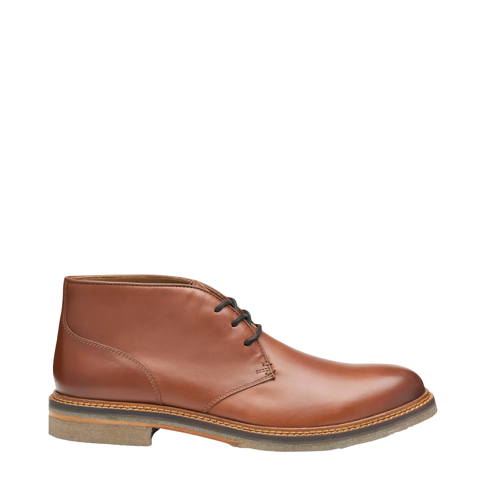 Side (right) view of Johnston & Murphy Calder Leather Chukka Boot for men.
