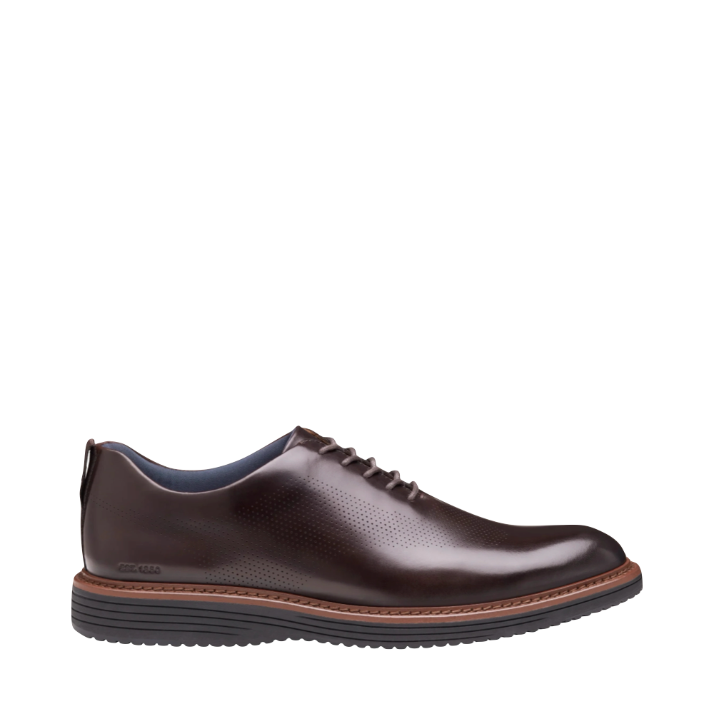 Side (right) view of Johnston & Murphy Upton One Piece Perfed Plain Toe Oxford for men.
