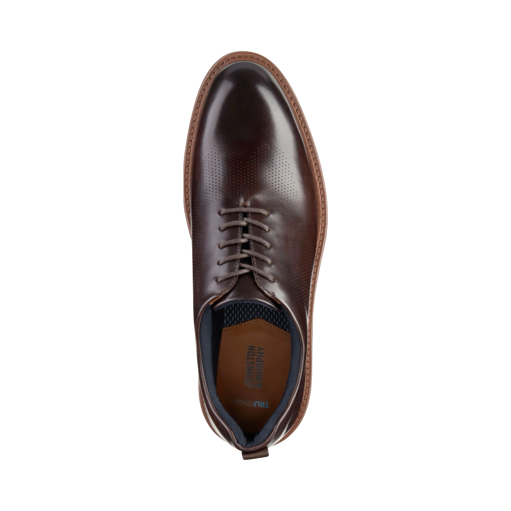 Top-down view of Johnston & Murphy Upton One Piece Perfed Plain Toe Oxford for men.