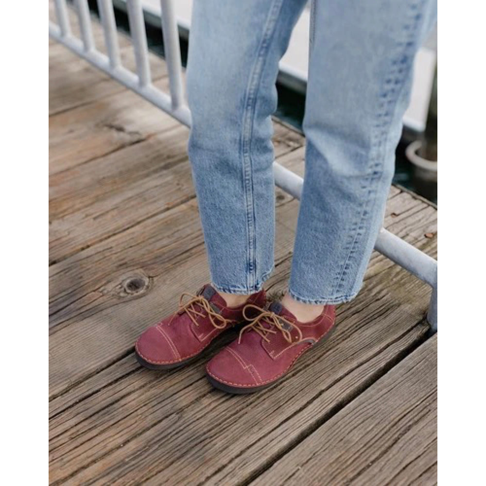 Model view of Josef Seibel Fergey 41 Tie Shoe for women.