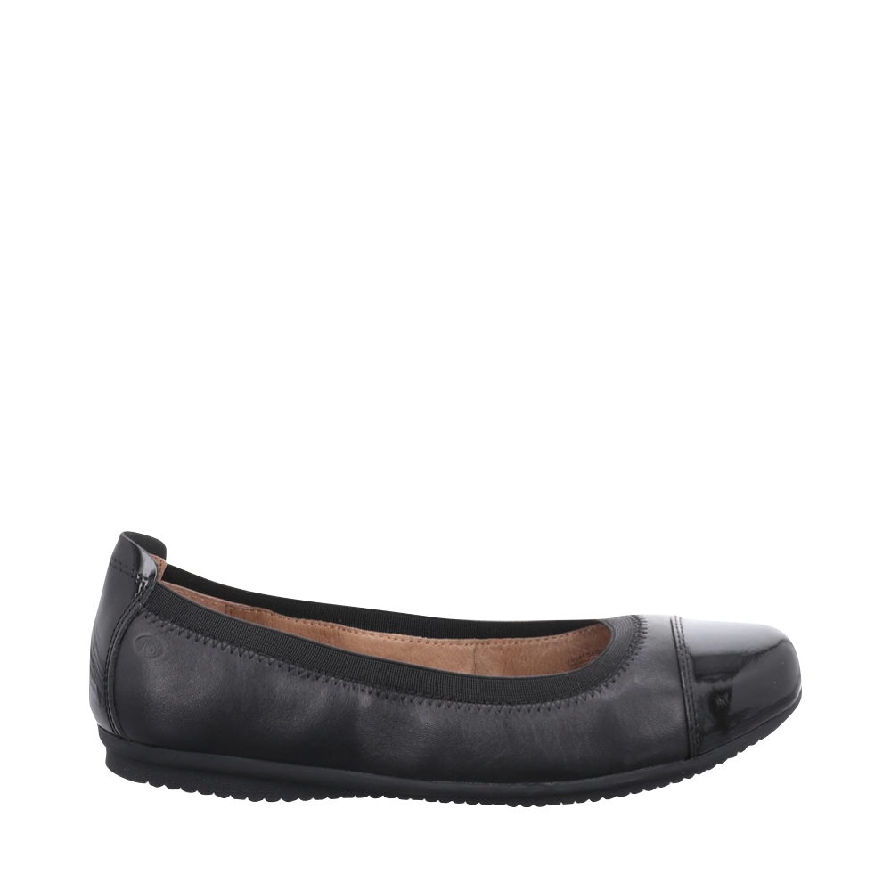 Josef Seibel Women s Pippa 07 Ballet Flat in Black