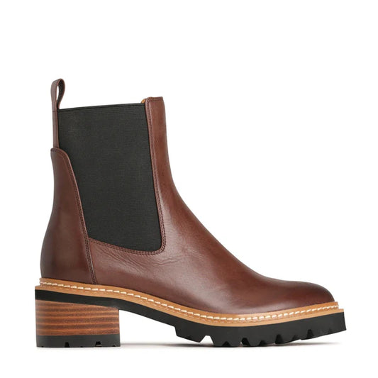 EOS Footwear Women's Linear Heeled Chelsea Boot in Chestnut