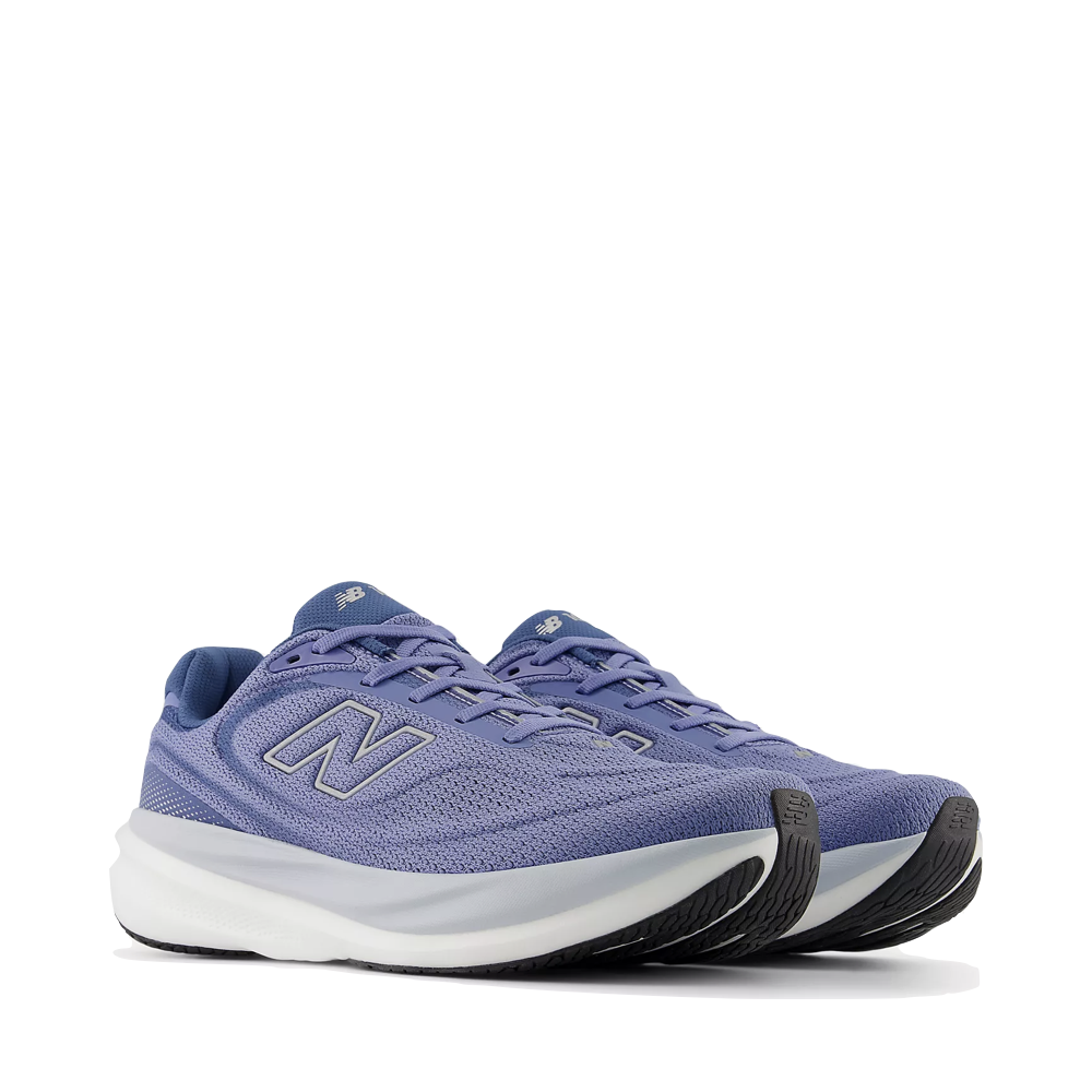 Mudguard and Toe view of New Balance 1080 v15 Sneakers for men.