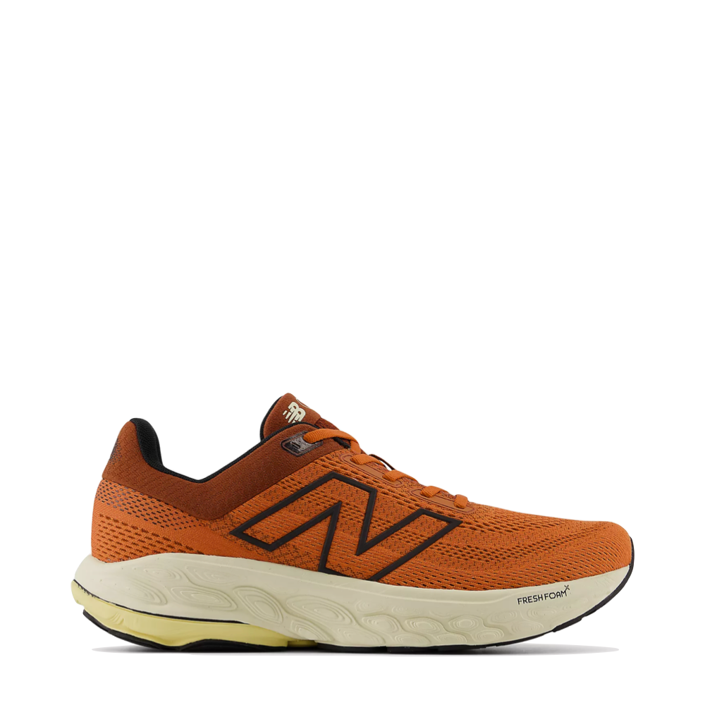 Side (right) view of New Balance Fresh Foam X 860v14 Sneaker for men.