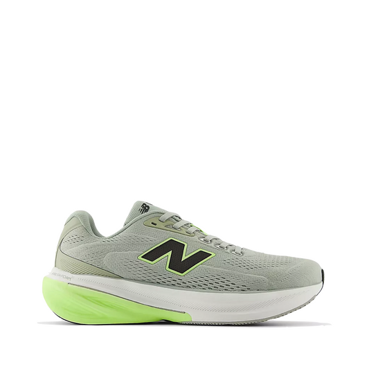 Side (right) view of New Balance Fresh Foam X 860 v15 Sneaker for men.
