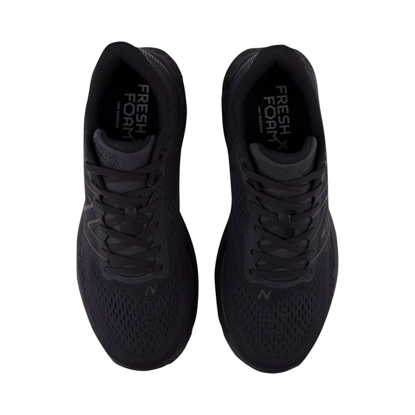 New Balance Men's Fresh Foam X 880v13 in Phantom and Black