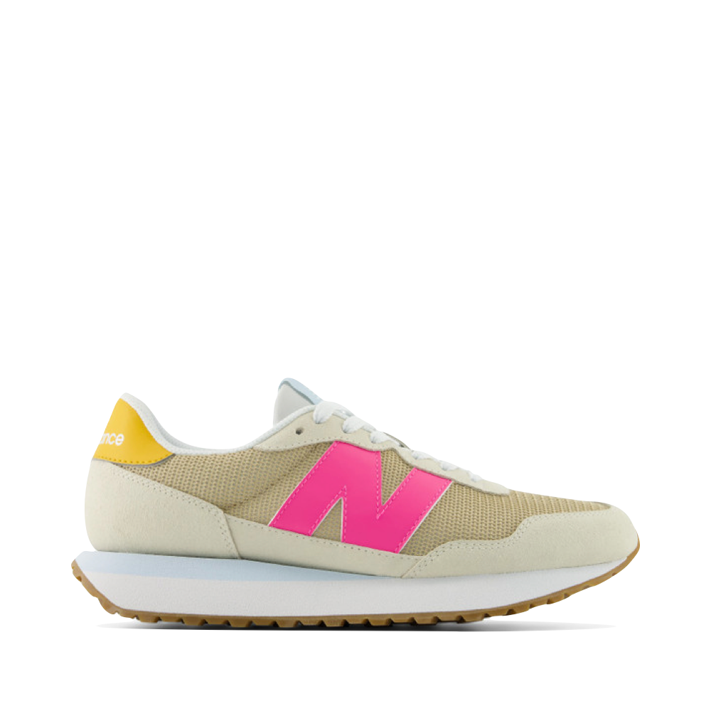 Side (right) view of New Balance 237 Sneaker for women.