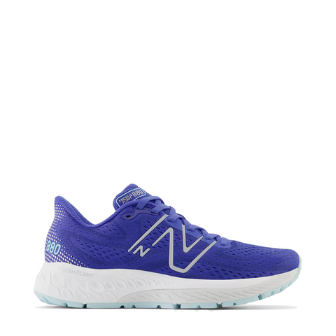 New Balance Women's Fresh Foam X 880v13 in Marine Blue with Bright Cyan