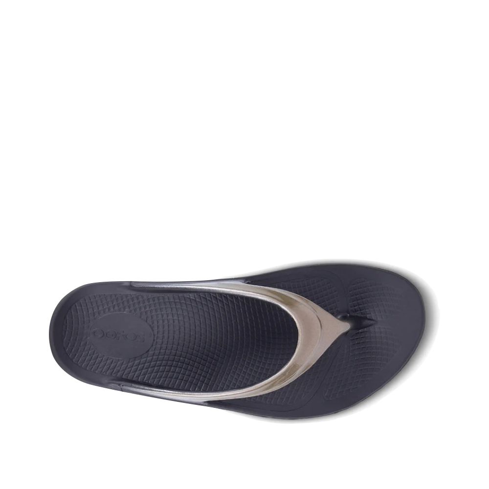 Top-down view of OOfos OOlala Luxe Flip Sandal for women.