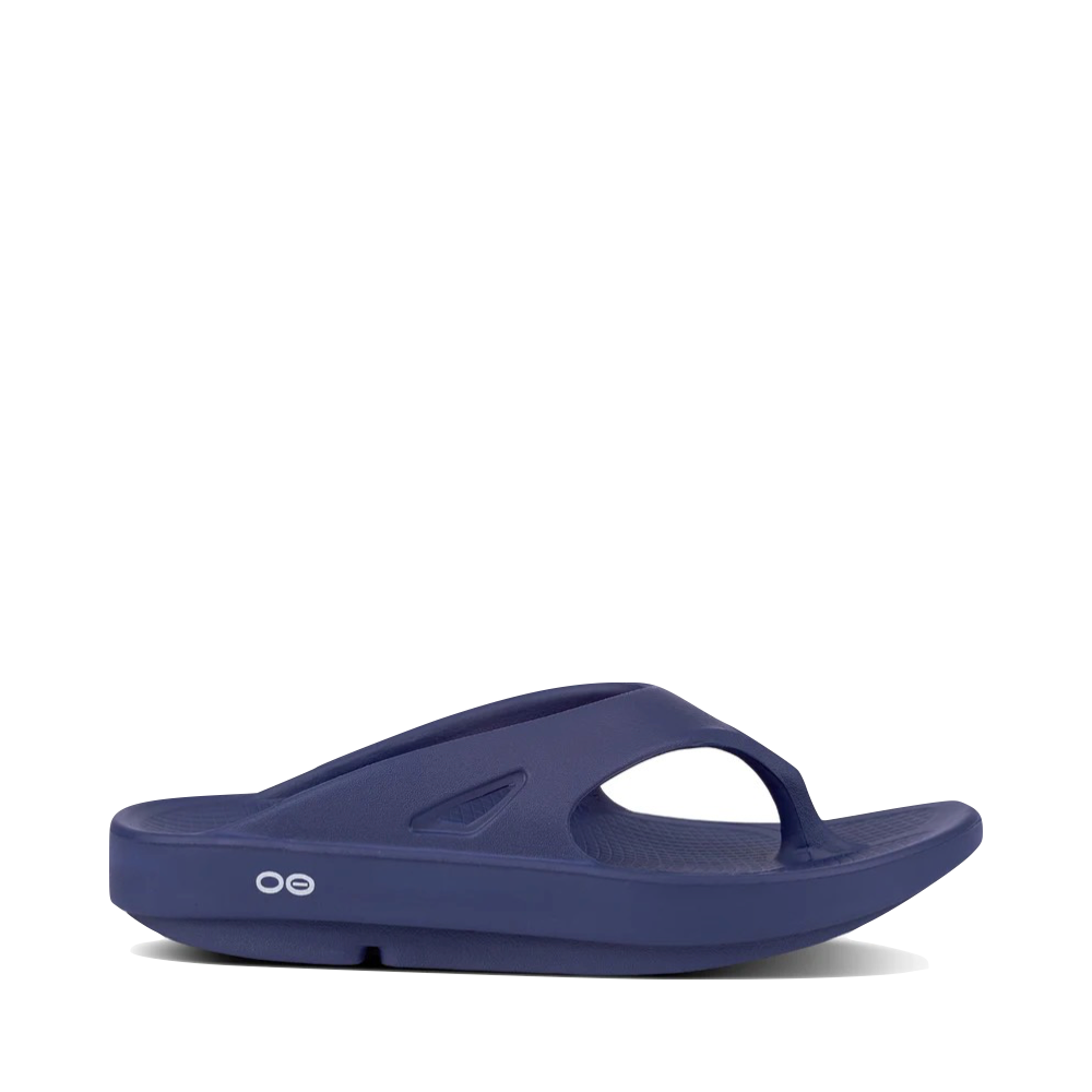 Side (right) view of OOfos OOriginal Thong Sandal. 