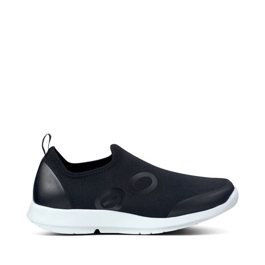Side (right) view of OOfos OOmg Sport Low Shoe for women.