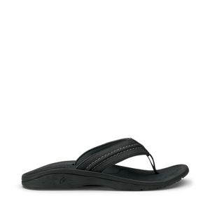 OluKai Men's Hokua Thong Sandal in Black/Dark Shadow