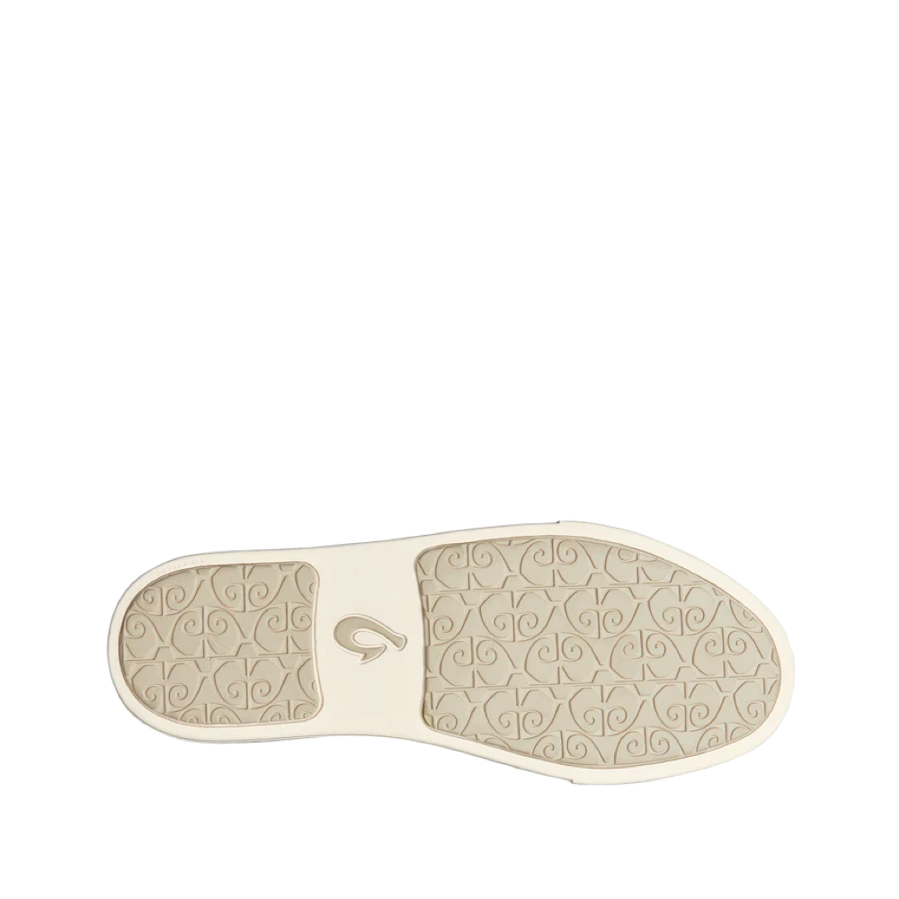 OluKai Women's Pehuea Lī Mesh Lace Sneaker in Tapa