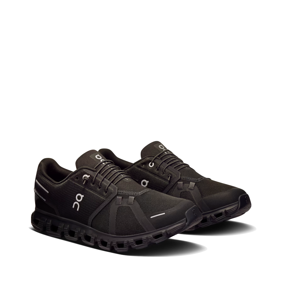 Mudguard and Toe view of On Cloud 6 Sneaker for men.