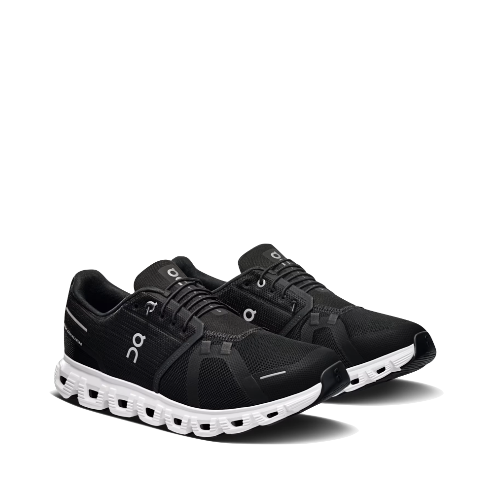 Mudguard and Toe view of On Cloud 6 Sneaker for men.