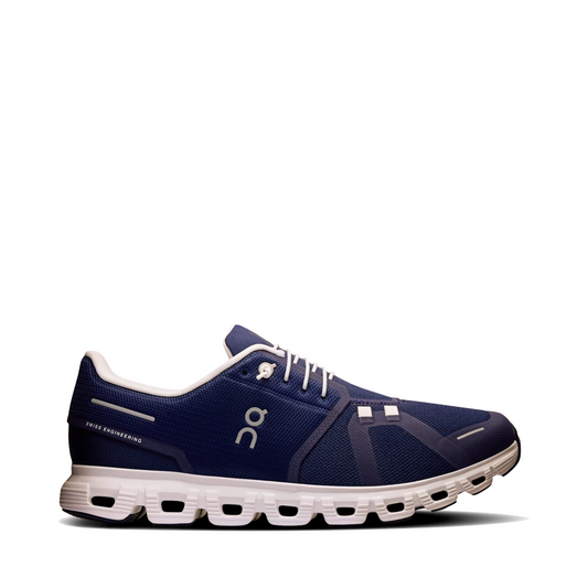 Side (right) view of On Cloud 6 Sneaker for men.
