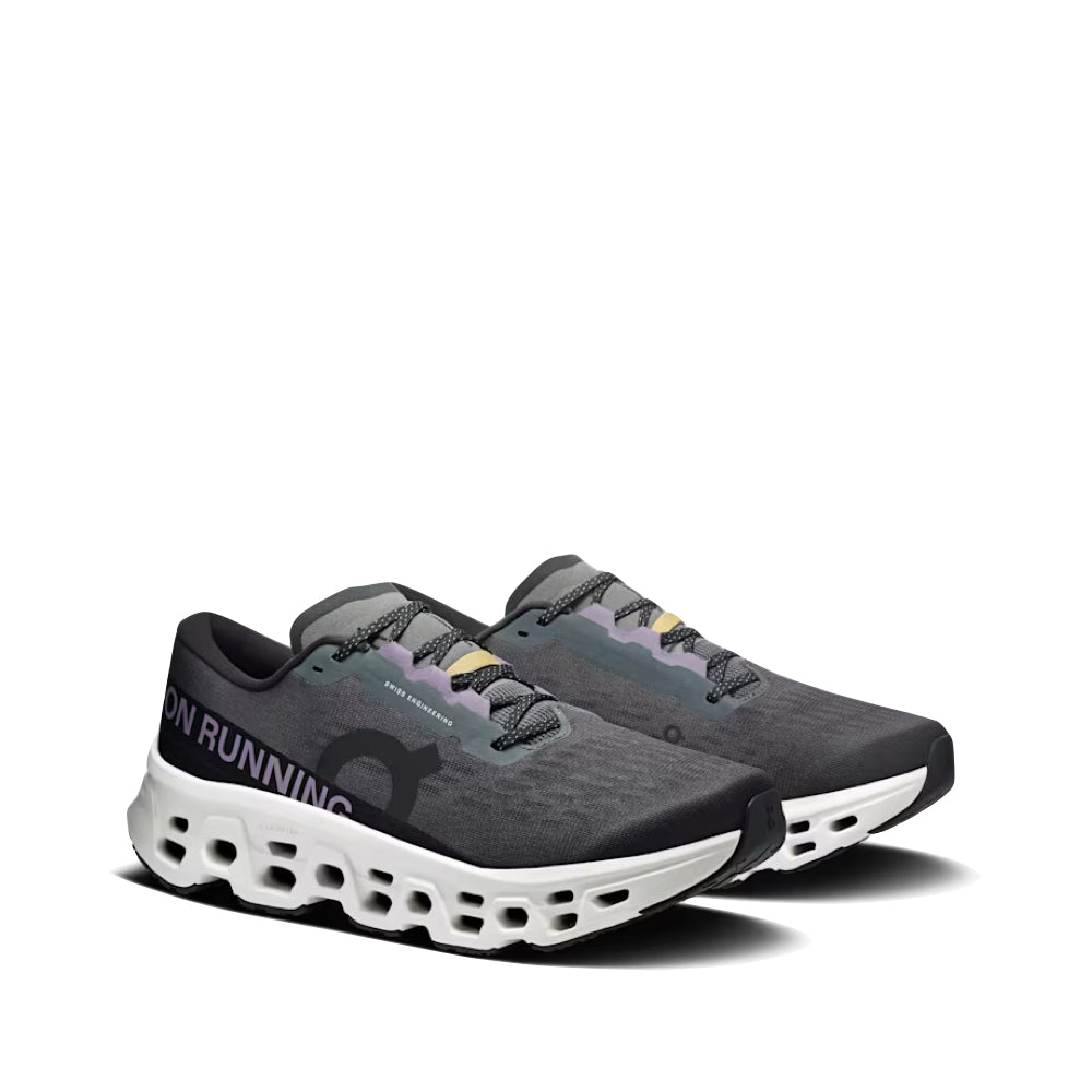 Mudguard and Toe view of On Cloudmonster 3 Sneaker for men.