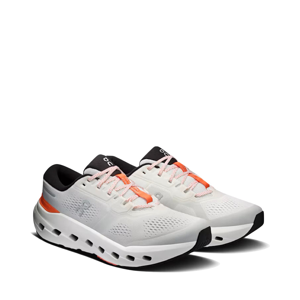 Mudguard and Toe view of On Cloudrunner 3 Sneaker for men.