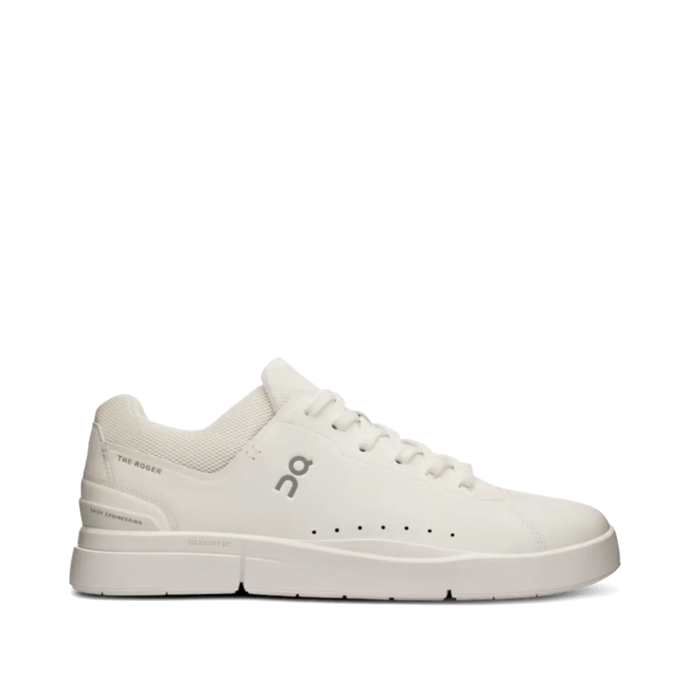 Side (right) view of On The Roger Advantage Sneaker for men.