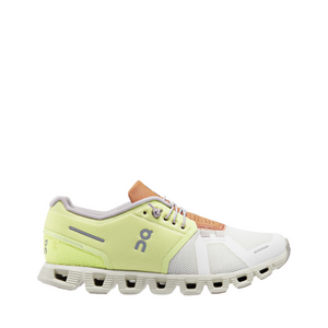 On Women's Cloud 5 Sneaker in Hay/Ice