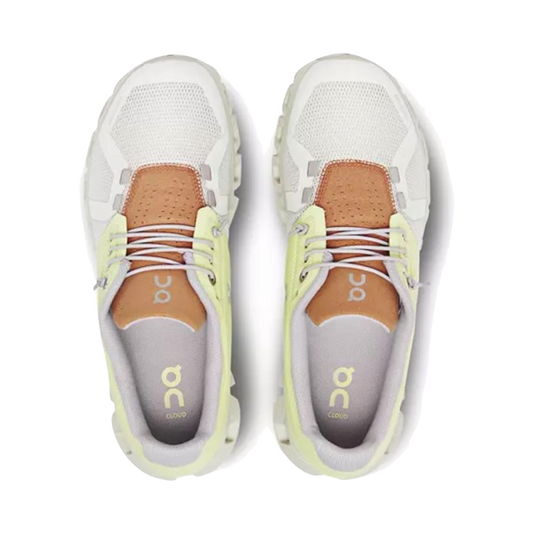 On Women's Cloud 5 Sneaker in Hay/Ice