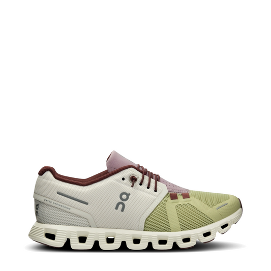Side (right) view of On Cloud 5 Sneaker for women.