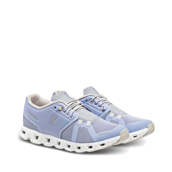 On Women's Cloud 5 Sneaker in Nimbus/Alloy