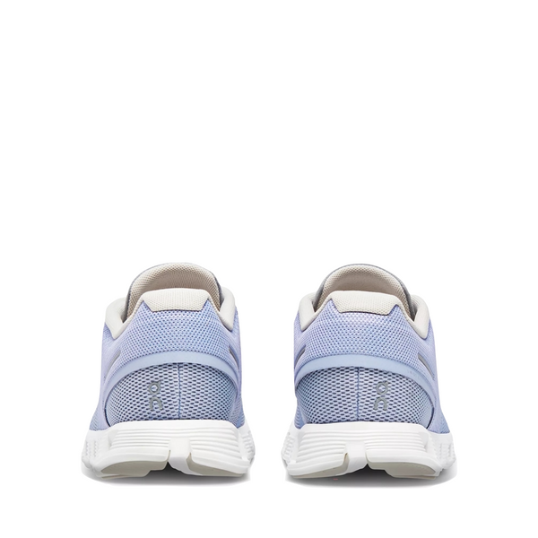 On Women's Cloud 5 Sneaker in Nimbus/Alloy