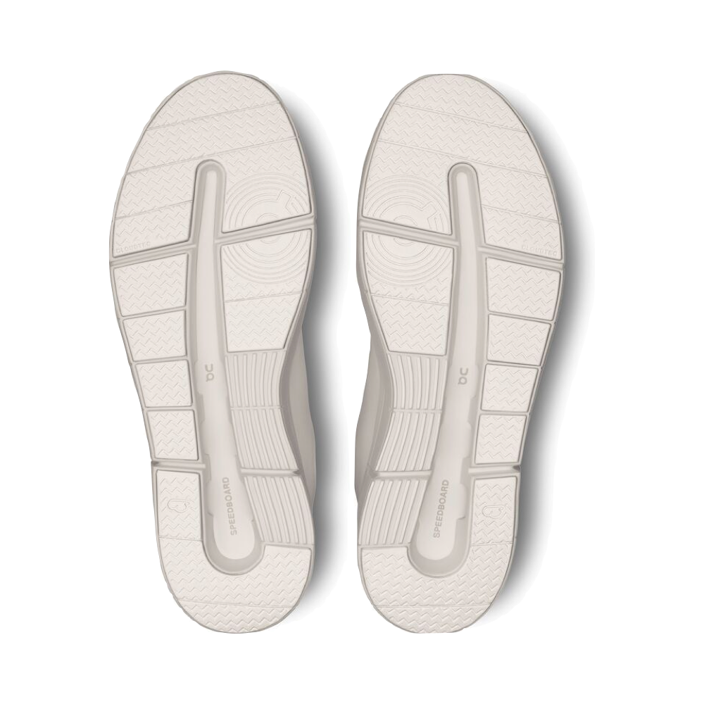 Bottom view of On The Roger Advantage for women.