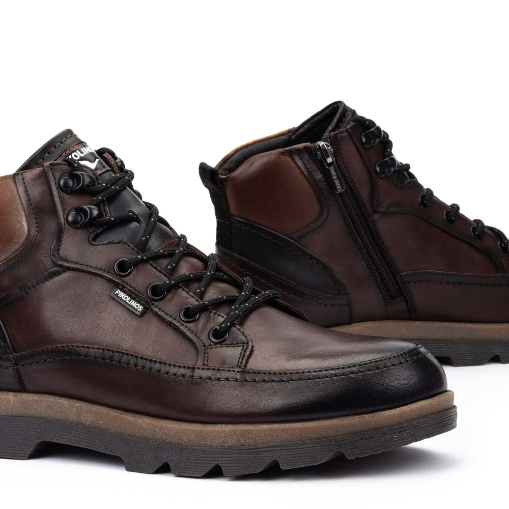 Detail view of Pikolinos Vigo Side Zip Lace Boot for men.