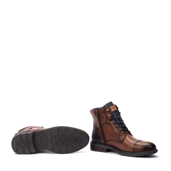 Pikolinos Men's York Two Tone Leather Lace Boot in Cuero
