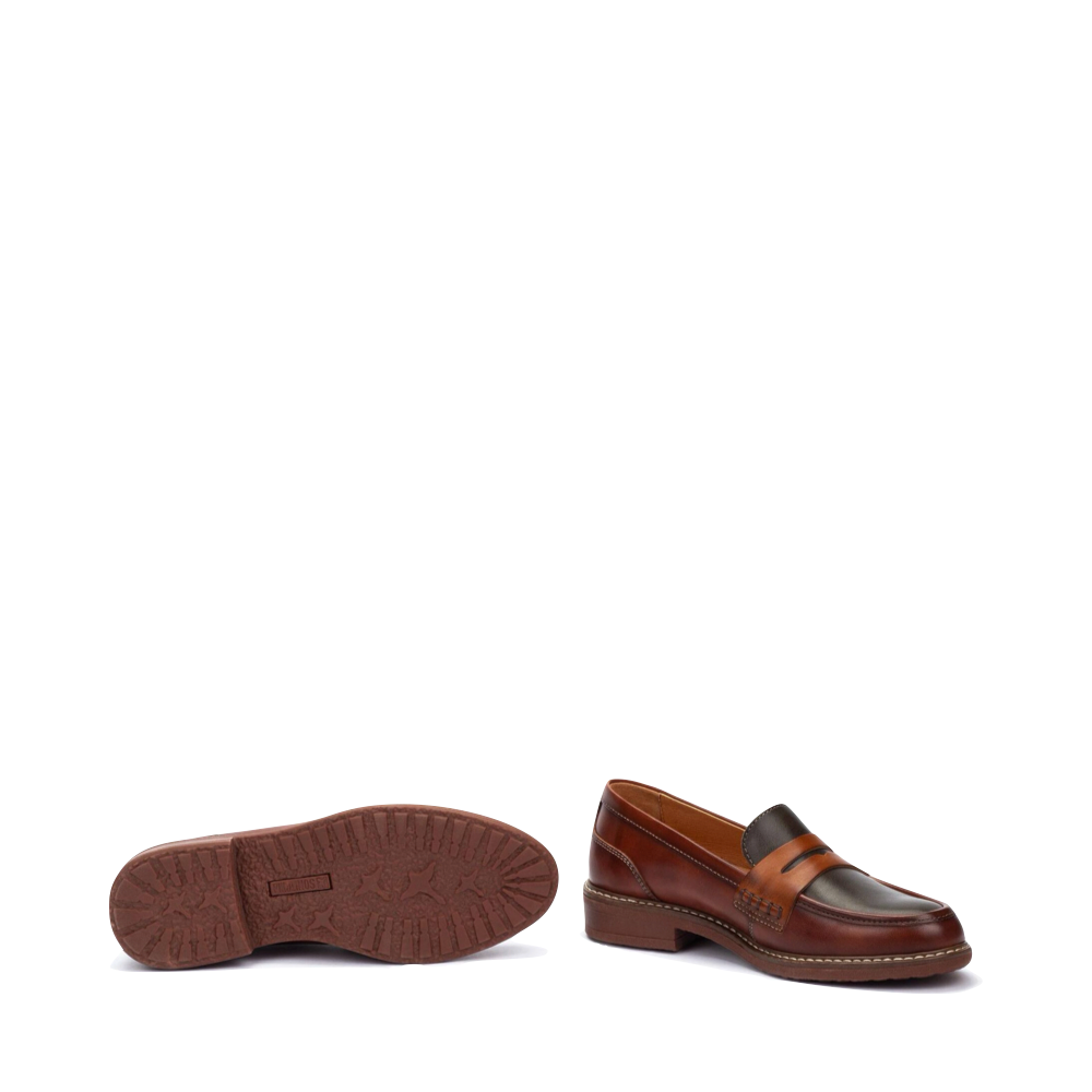 Bottom and side view of Pikolinos Aldaya Loafer for women.