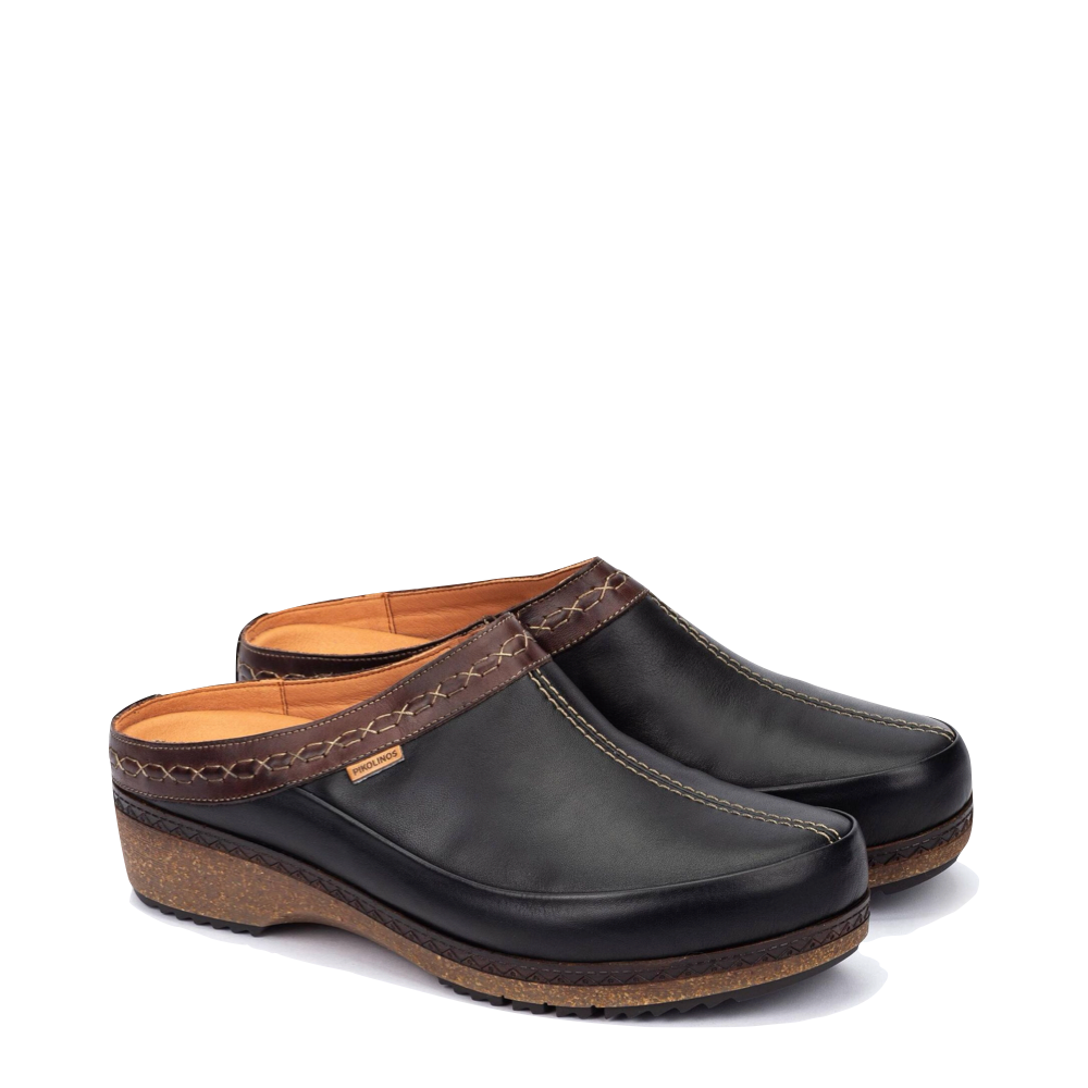 Mudguard and Toe view of Pikolinos Granada Open Back Clog for women.