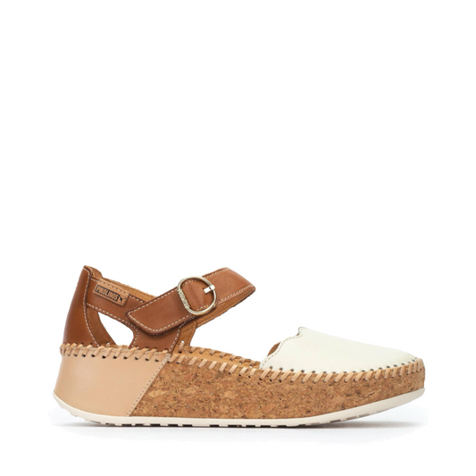 Side (right) view of Pikolinos Marina Closed Toe Sandal for women.