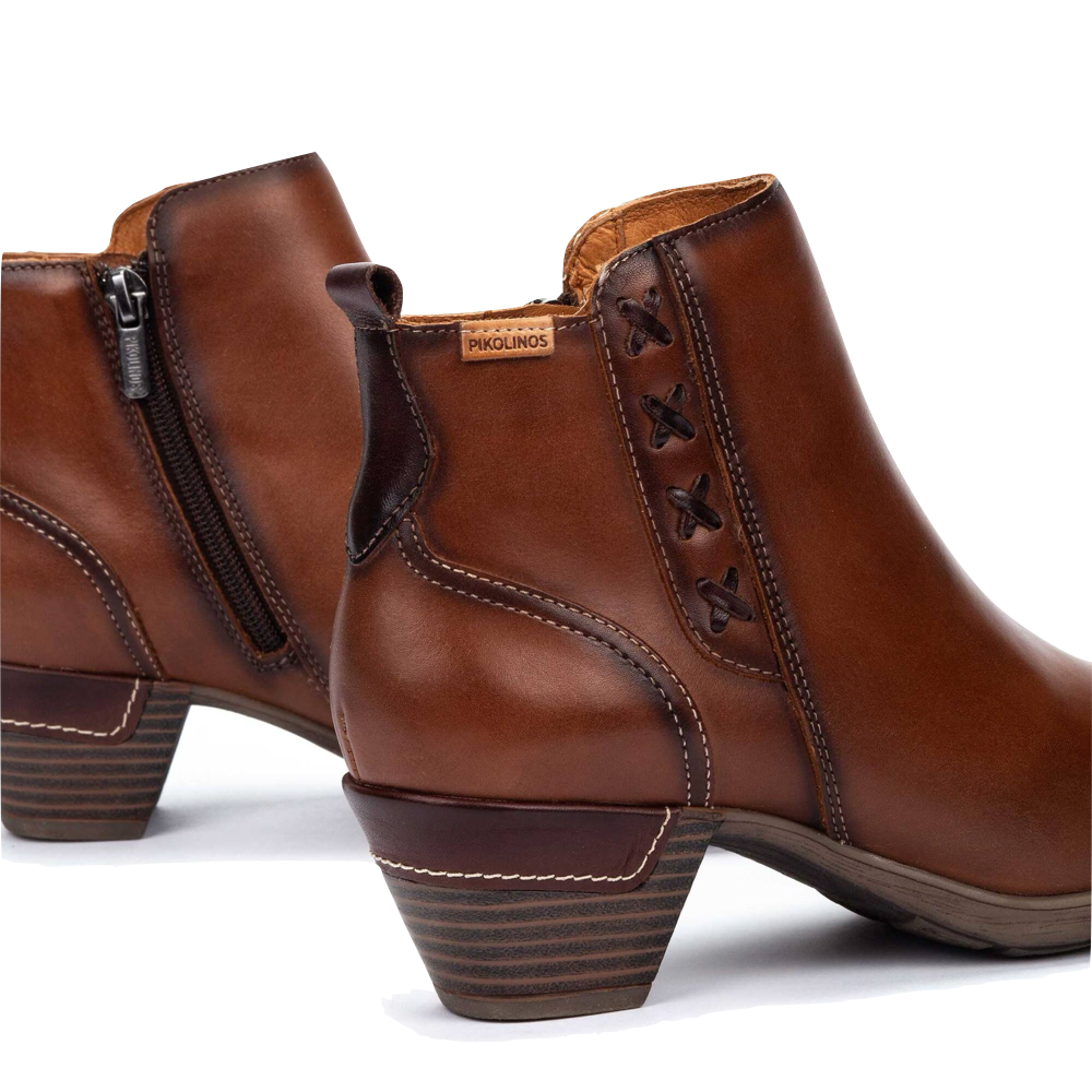 Detail view of Pikolinos Rotterdam 25 Leather Side Zip Ankle Boot for women.