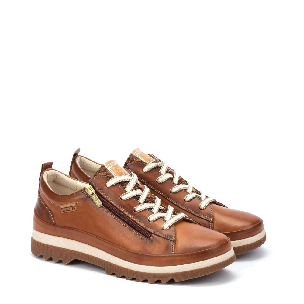 Toe view of Pikolinos Vigo Side Zip Leather Lace Sneaker for women.