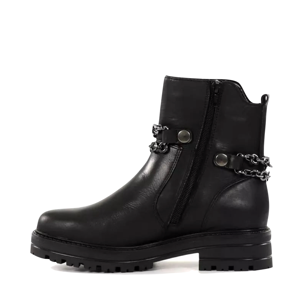 Side (left) view of Remonte 85 Chain Boot for women.