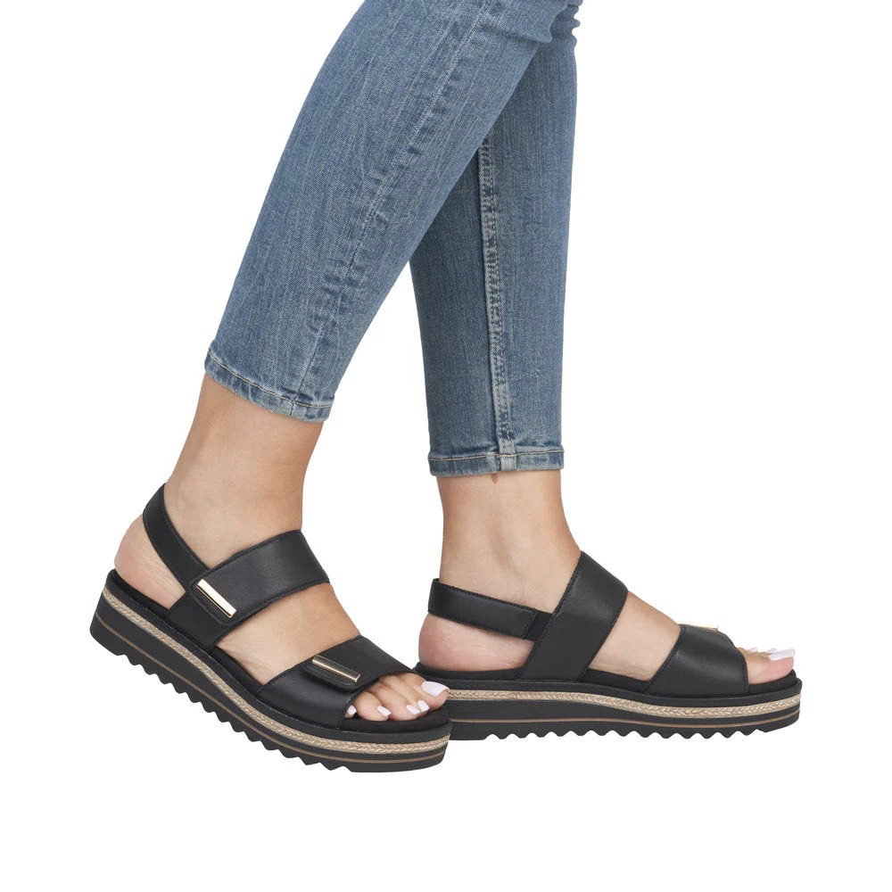 Model view of Remonte Jocelyn 59 Sandal for women.