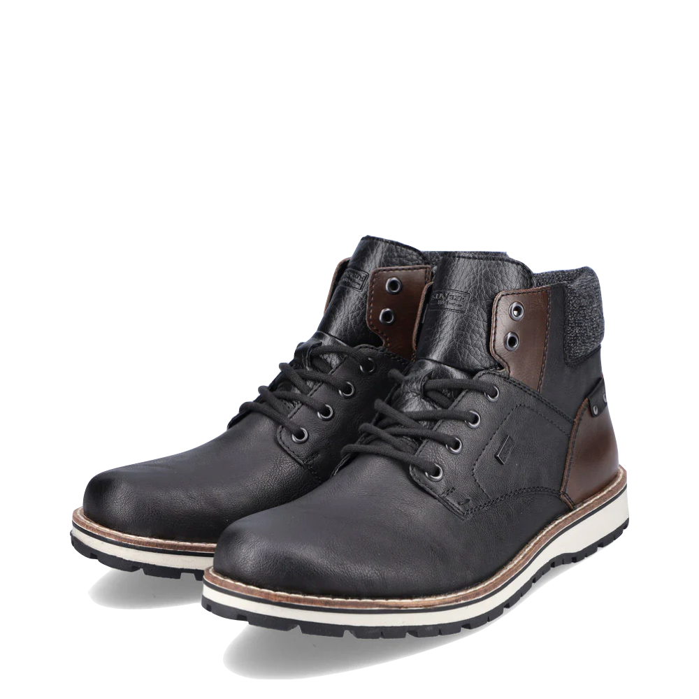 Mudguard and Toe view of Rieker Ronnie 34 Warm Lined Waterproof Boot for men.