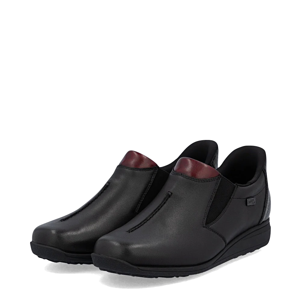 Mudguard and Toe view of Rieker Donna 53 Waterproof Slip On for women.