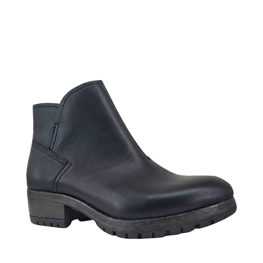Toe view of Salvia Cally Heeled Low Side Zip Waterproof Boot for women.