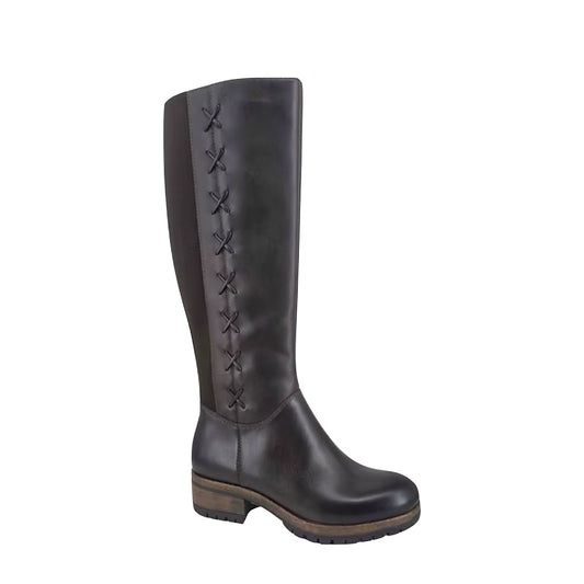 Toe view of Salvia Capri Tall Heeled Side Zip Boot for women.