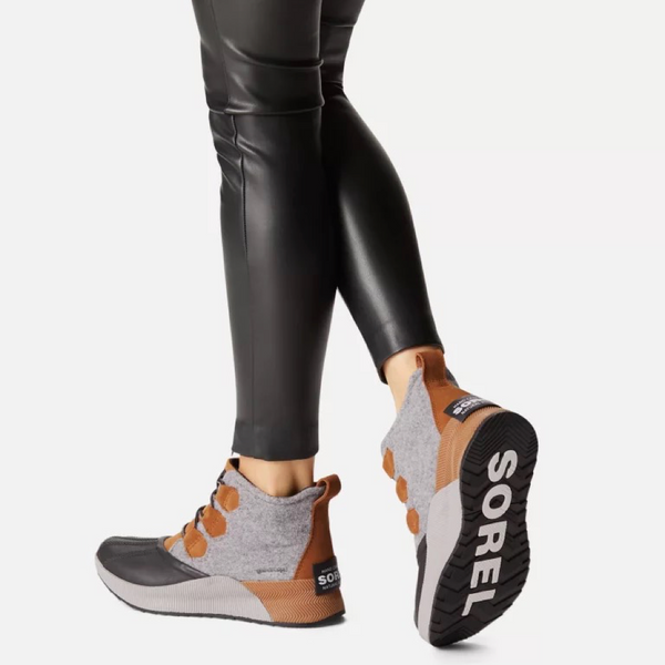 Sorel Women's Out 'N About III Classic Waterproof Lace Boot in Camel Brown/Black
