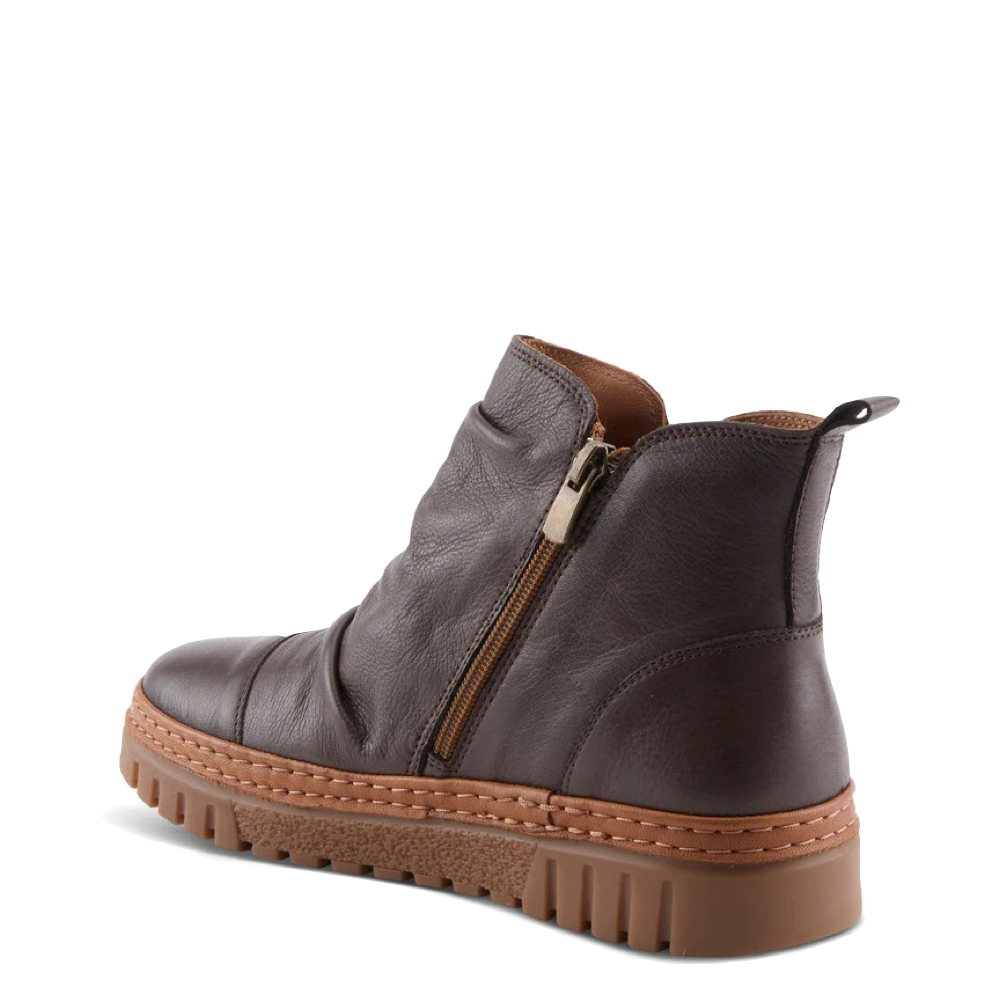 Heel view of Spring Step VanDis Low Leather Zip Boot for women.