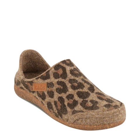 Taos Women's Convertawool Wool Slip On in Tan Leopard